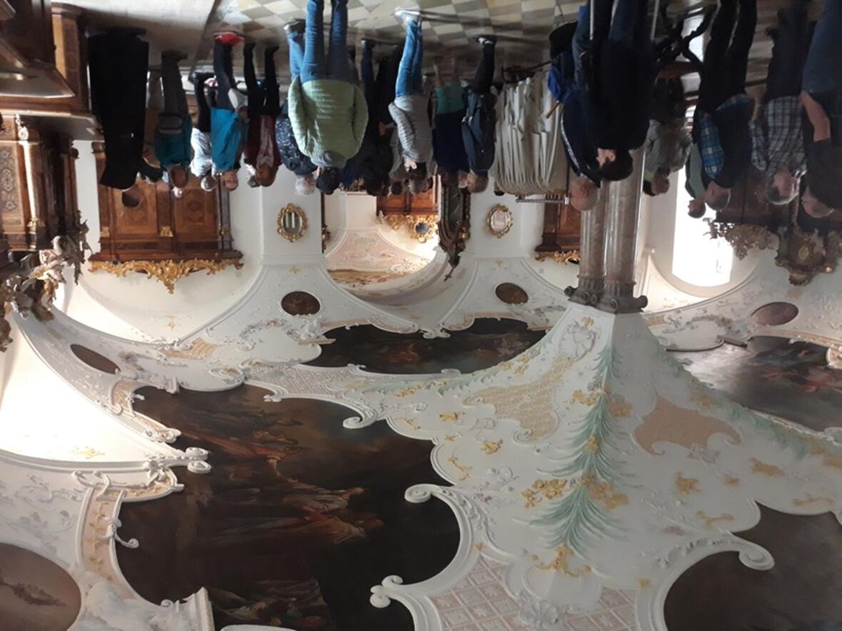 Führung durch das Kloster, hier die Sakristei