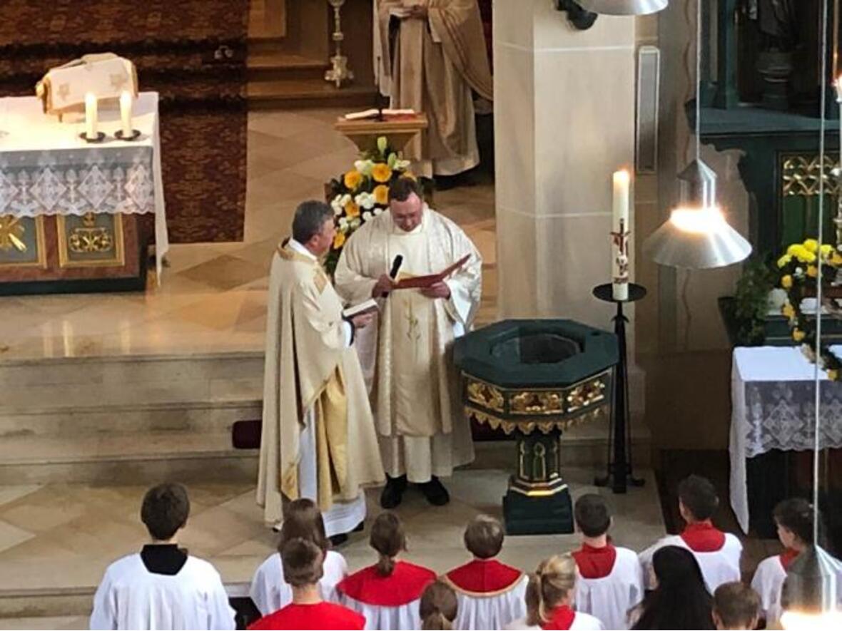 amtseinfuehrung-von-h-h-pfarrer-bgr-anton-brandstetter3575810