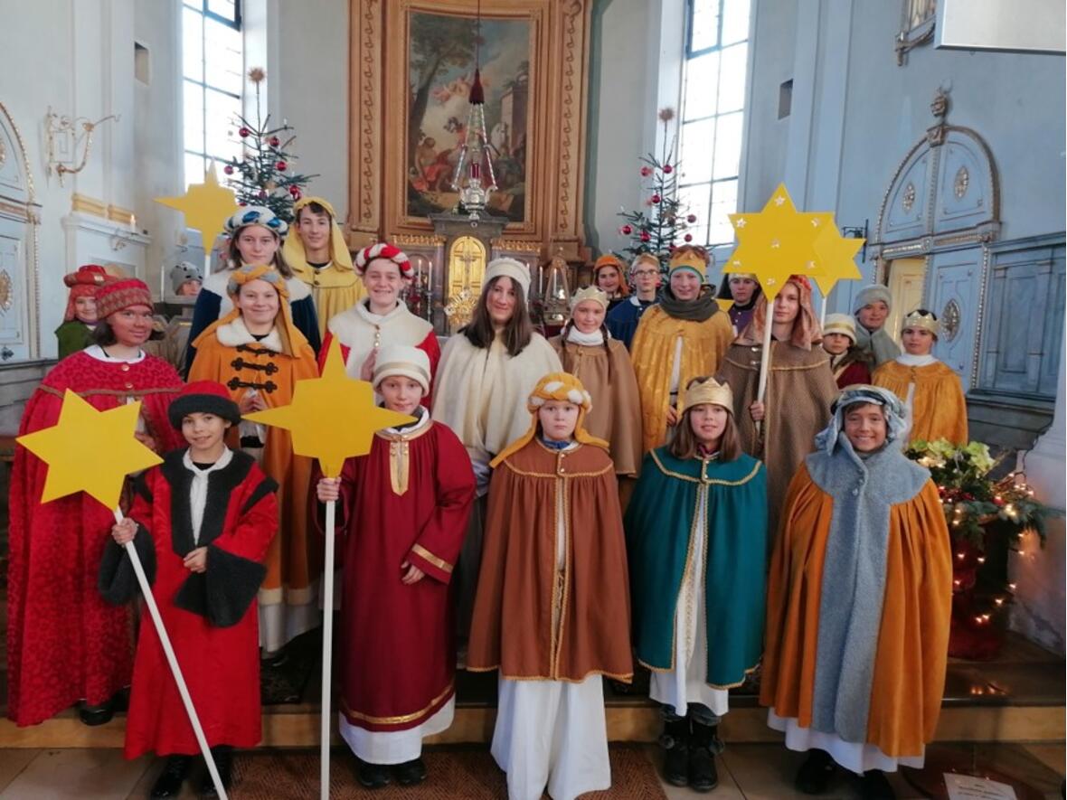 sternsinger-der-pfarrei-st-martin-baindlkirch4418974